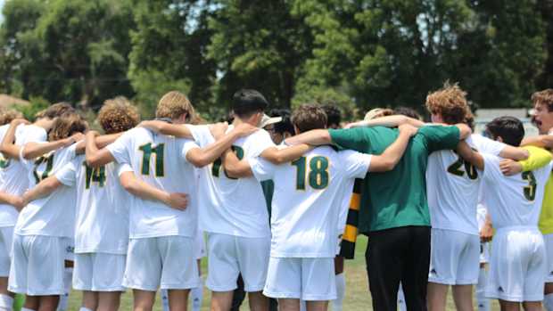 Birmingham-vs.-Mira-Costa-boys-soccer_0820